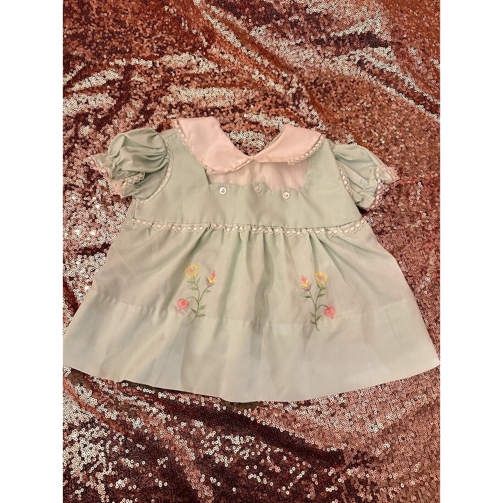 Vintage Light Green Embroidery Floral 9 Months Beautiful * Read